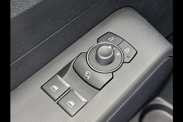 Ford Transit Courier 1.0 EcoBoost Limited Automaat | Nieuwstaat | Navigatie | Cruise control adaptief | Camera | Stoelverwarming | Stuurwielverwarming etc.