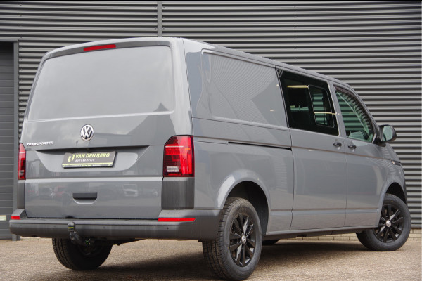 Volkswagen Transporter 2.0 TDI L2 DC 5P, 150PK AUT. LED, TREKHAAK, ADAPT. CRUISE, CAMERA, NAVI, AIRCO, PARKEERSENSOREN, DUBBELE CABINE, DUBBEL CABINE