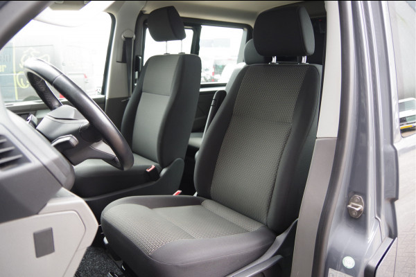 Volkswagen Transporter 2.0 TDI L2 DC 5P, 150PK AUT. LED, TREKHAAK, ADAPT. CRUISE, CAMERA, NAVI, AIRCO, PARKEERSENSOREN, DUBBELE CABINE, DUBBEL CABINE
