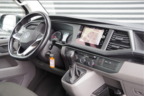 Volkswagen Transporter 2.0 TDI L2 DC 5P, 150PK AUT. LED, TREKHAAK, ADAPT. CRUISE, CAMERA, NAVI, AIRCO, PARKEERSENSOREN, DUBBELE CABINE, DUBBEL CABINE