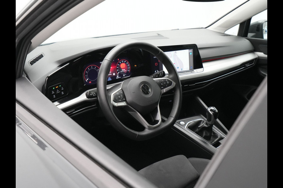 Volkswagen GOLF Variant 1.0 TSI Life Business Navigatie Stoel/stuurverwarming Parkassist Sideassist Pdc Acc 201