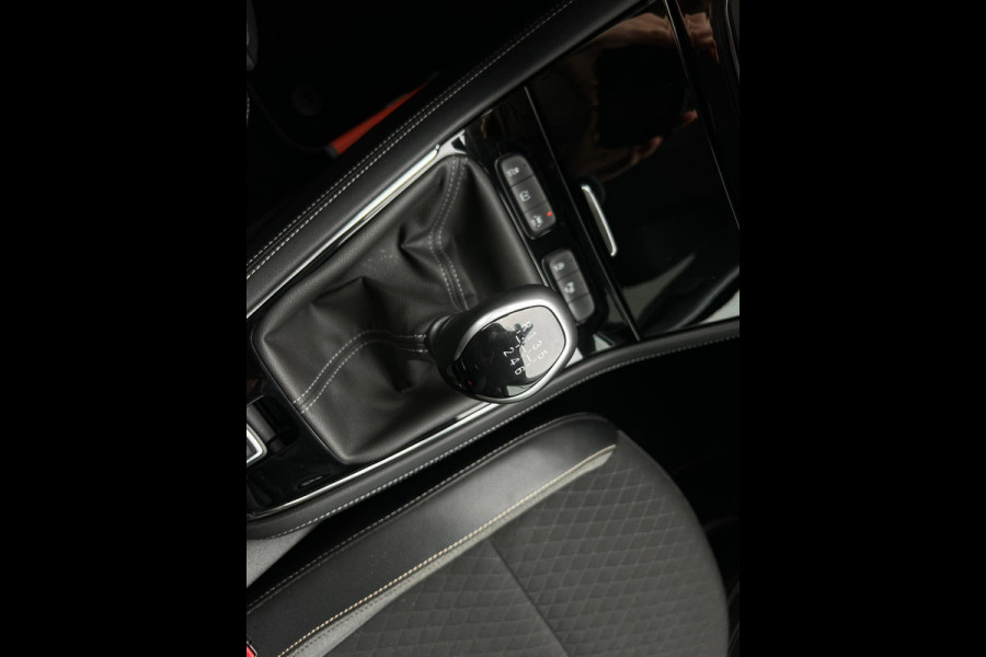Opel Grandland X 1.2 Turbo Business Executive NL AUTO | CAMERA | CRUISE | 1\2 LEDER