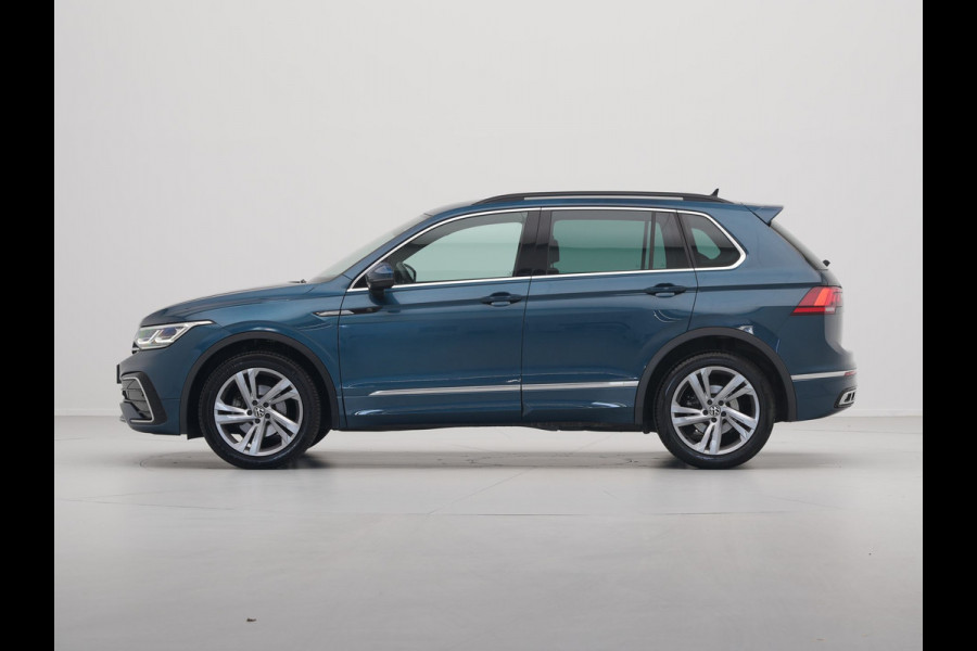 Volkswagen Tiguan 1.5 TSI 150pk DSG R-Line Navigatie Wegkl. trekhaak Acc Elek. kofferklep 276
