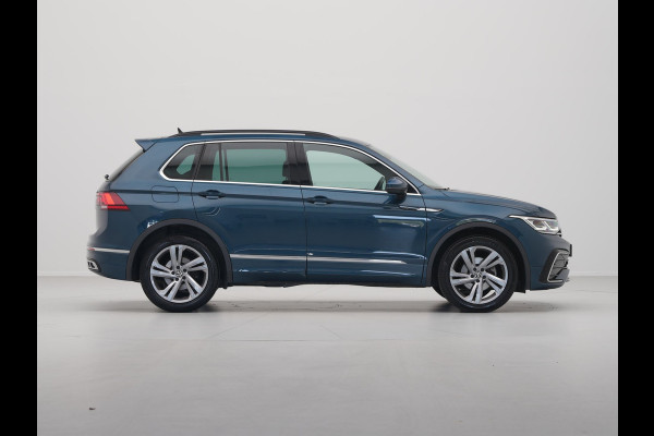 Volkswagen Tiguan 1.5 TSI 150pk DSG R-Line Navigatie Wegkl. trekhaak Acc Elek. kofferklep 276