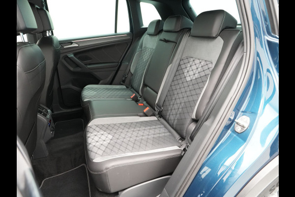 Volkswagen Tiguan 1.5 TSI 150pk DSG R-Line Navigatie Wegkl. trekhaak Acc Elek. kofferklep 276