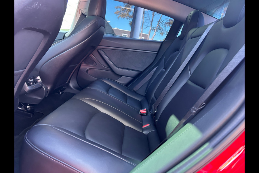 Tesla Model 3 Long Range AWD 75 kWh Rijklaarprijs!