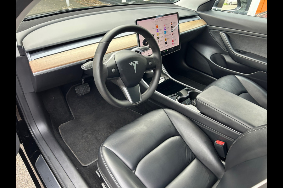 Tesla Model 3 Standard RWD Plus 60 kWh 87% SOH Trekhaak (1.000kg) Rijklaarprijs!