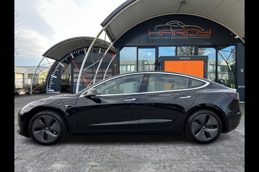 Tesla Model 3 Standard RWD Plus 60 kWh 87% SOH Trekhaak (1.000kg) Rijklaarprijs!