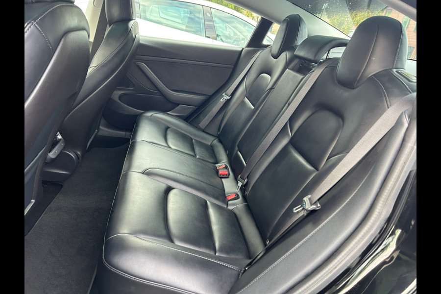 Tesla Model 3 Standard RWD Plus 60 kWh 87% SOH Trekhaak (1.000kg) Rijklaarprijs!