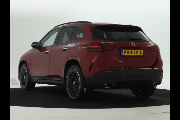 Mercedes-Benz GLA 250 e AMG Nightpakket Face Lift | Memory | Keyless Go | Stoel- en Stuurverwarming | Car Play | Sfeerverlichting | Inclusief 24 maanden Mercedes-Benz Certified garantie voor Europa.