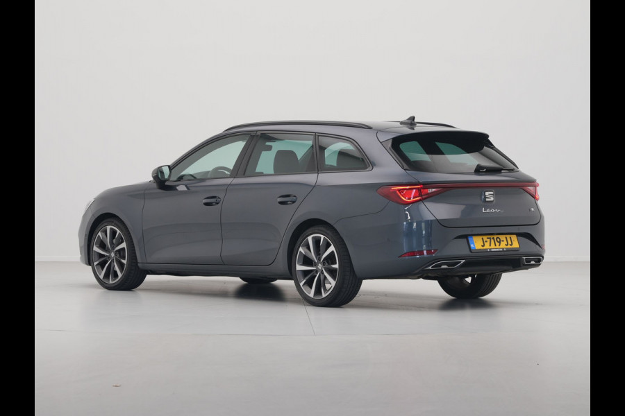 Seat Leon Sportstourer 1.5 TSI FR Launch Edition Navigatie Sideassist Stoelverwarming Parkassist Carplay 245