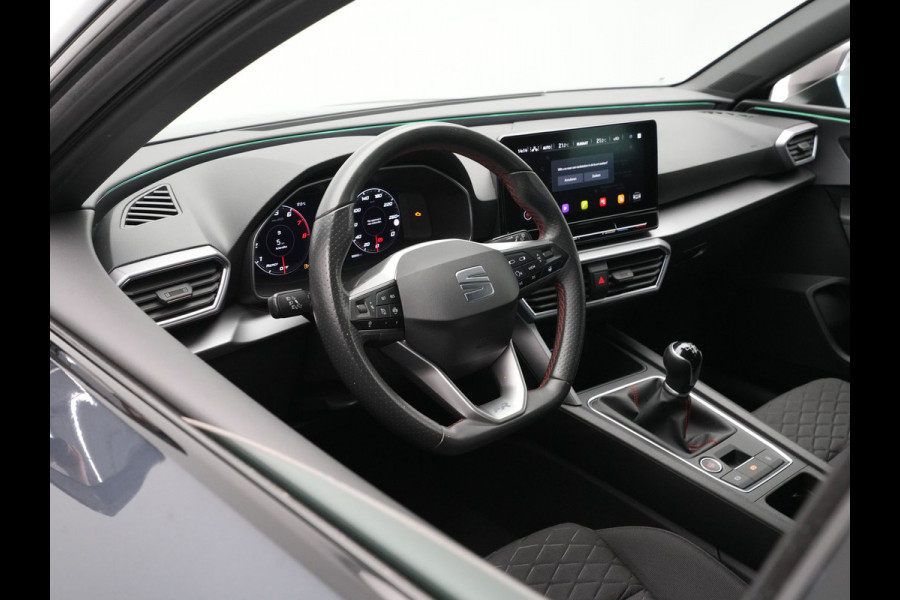 Seat Leon Sportstourer 1.5 TSI FR Launch Edition Navigatie Sideassist Stoelverwarming Parkassist Carplay 245