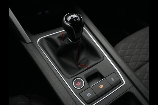 Seat Leon Sportstourer 1.5 TSI FR Launch Edition Navigatie Sideassist Stoelverwarming Parkassist Carplay 245