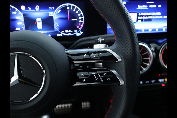 Mercedes-Benz GLA 250 e AMG Nightpakket Face Lift | Memory | Keyless Go | Stoel- en Stuurverwarming | Car Play | Sfeerverlichting | Inclusief 24 maanden Mercedes-Benz Certified garantie voor Europa.