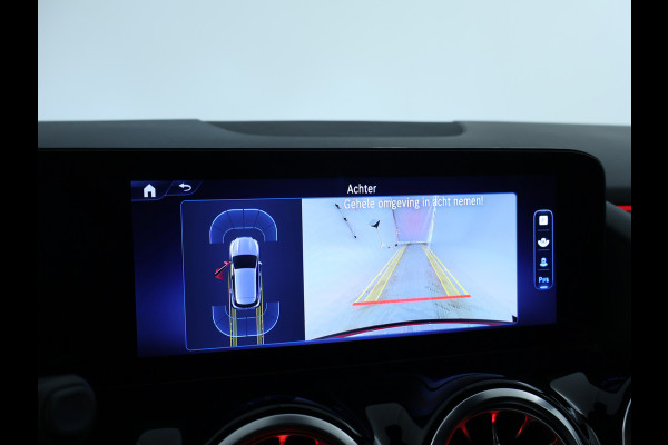 Mercedes-Benz GLA 250 e AMG Nightpakket Face Lift | Memory | Keyless Go | Stoel- en Stuurverwarming | Car Play | Sfeerverlichting | Inclusief 24 maanden Mercedes-Benz Certified garantie voor Europa.