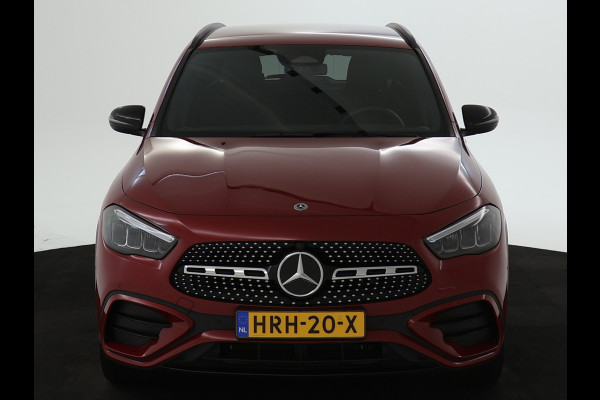 Mercedes-Benz GLA 250 e AMG Nightpakket Face Lift | Memory | Keyless Go | Stoel- en Stuurverwarming | Car Play | Sfeerverlichting | Inclusief 24 maanden Mercedes-Benz Certified garantie voor Europa.