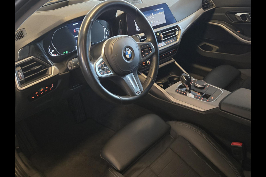 BMW 3 Serie Touring 330e | 360 CAMERA | SPORTSTOELEN | HEAD UP | KEYLESS ENTRY |