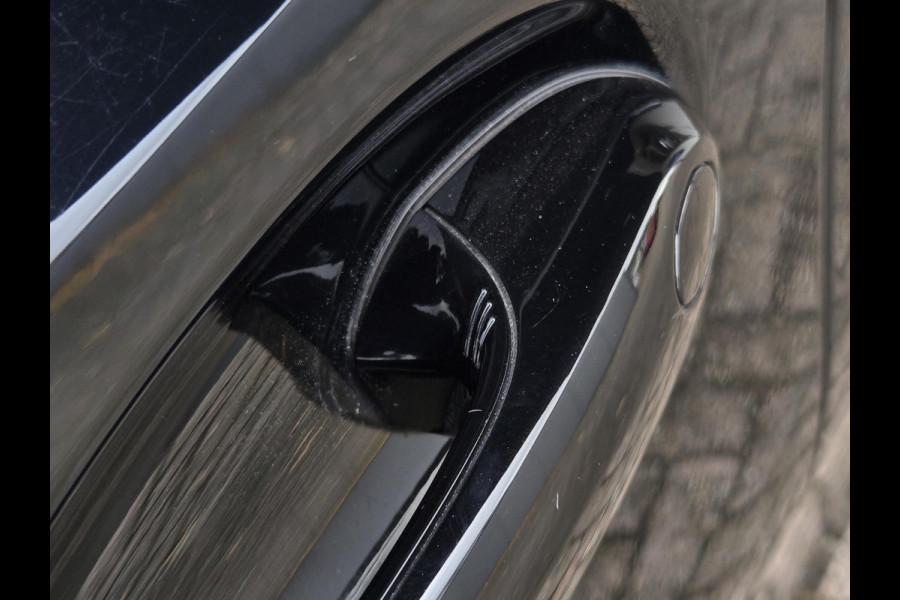 BMW 3 Serie Touring 330e | 360 CAMERA | SPORTSTOELEN | HEAD UP | KEYLESS ENTRY |