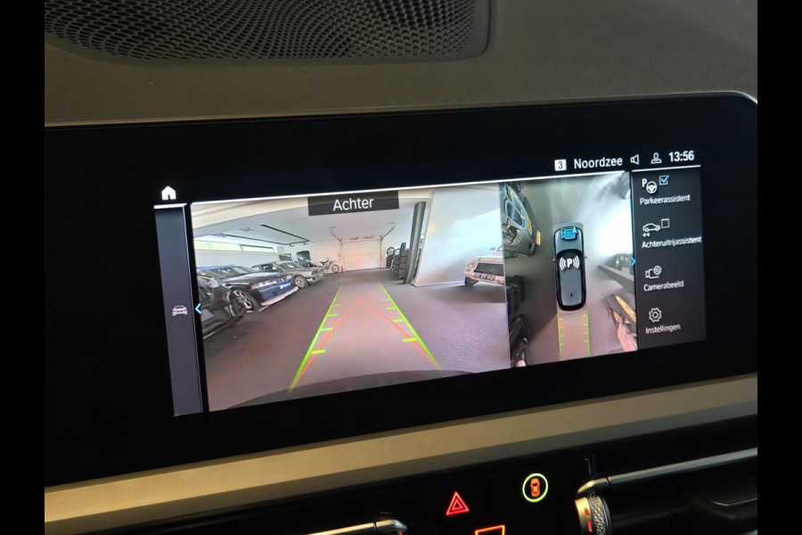 BMW 3 Serie Touring 330e | 360 CAMERA | SPORTSTOELEN | HEAD UP | KEYLESS ENTRY |