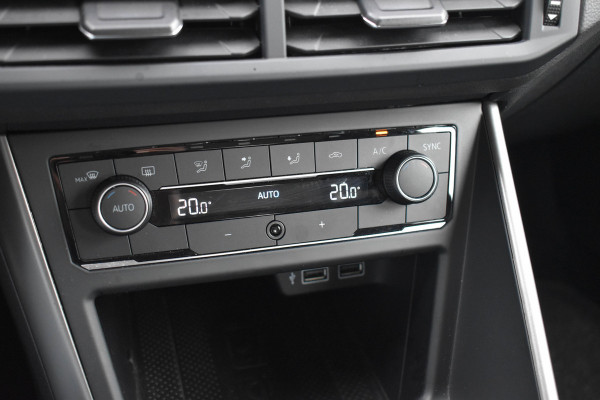 Volkswagen Polo 1.0 TSI Comfortline | Clima | Navi | Carplay | ACC | NL Auto