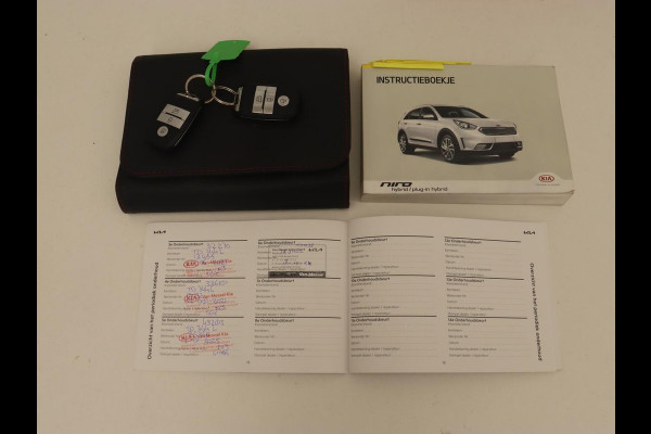 Kia Niro 1.6 GDi Hybrid BusinessLine | 63.000km NAP | Leder | Stoel & stuurverwarming | Trekhaak | Camera | Adaptive cruise | Carplay | Keyless