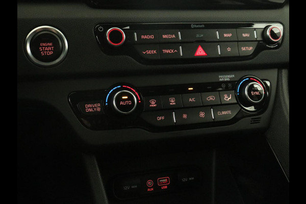 Kia Niro 1.6 GDi Hybrid BusinessLine | 63.000km NAP | Leder | Stoel & stuurverwarming | Trekhaak | Camera | Adaptive cruise | Carplay | Keyless
