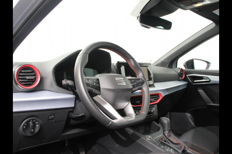 Seat Ibiza 1.0 EcoTSI 116 pk DSG FR | Climate control | Adaptieve cruise control | Parkeersensoren | Achteruitrijcamera | LED | Keyless | Verwarmde voorstoelen | Apple Carplay/ Android Auto