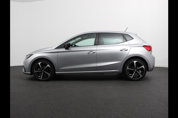 Seat Ibiza 1.0 EcoTSI 116 pk DSG FR | Climate control | Adaptieve cruise control | Parkeersensoren | Achteruitrijcamera | LED | Keyless | Verwarmde voorstoelen | Apple Carplay/ Android Auto