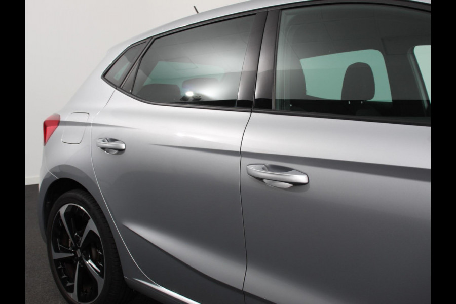 Seat Ibiza 1.0 EcoTSI 116 pk DSG FR | Climate control | Adaptieve cruise control | Parkeersensoren | Achteruitrijcamera | LED | Keyless | Verwarmde voorstoelen | Apple Carplay/ Android Auto