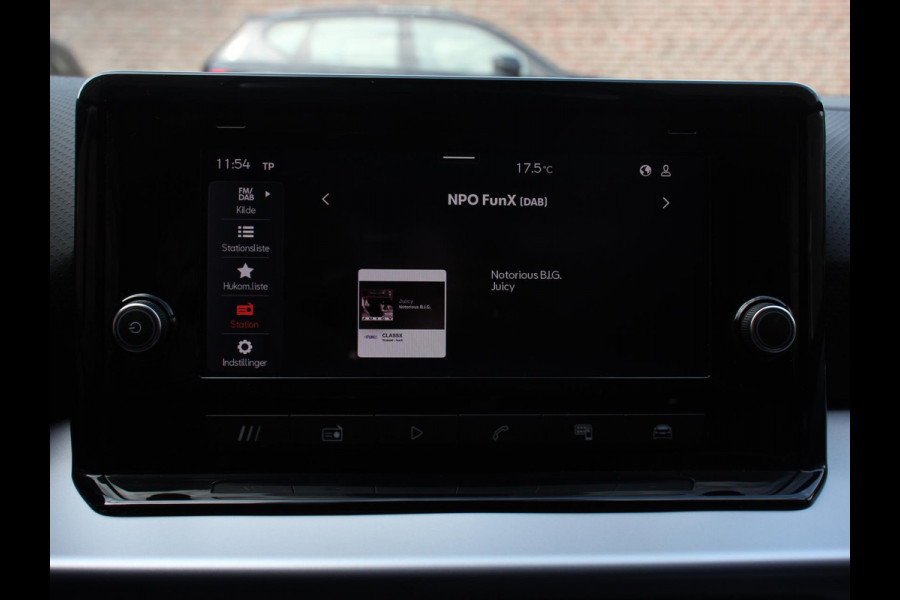 Seat Ibiza 1.0 EcoTSI 116 pk DSG FR | Climate control | Adaptieve cruise control | Parkeersensoren | Achteruitrijcamera | LED | Keyless | Verwarmde voorstoelen | Apple Carplay/ Android Auto
