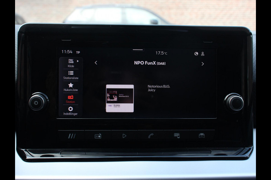 Seat Ibiza 1.0 EcoTSI 116 pk DSG FR | Climate control | Adaptieve cruise control | Parkeersensoren | Achteruitrijcamera | LED | Keyless | Verwarmde voorstoelen | Apple Carplay/ Android Auto