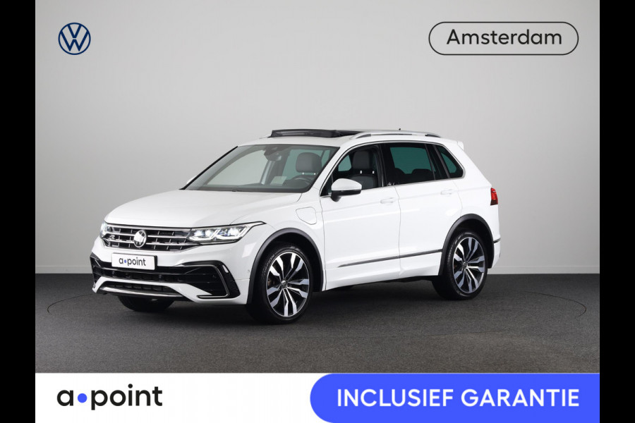 Volkswagen Tiguan 1.4 TSI eHybrid R-Line Business 245PK PHEV | Panorama dak | Trekhaak wegklapbaar | Assistentie pakket | Head up display | Parkeercamera |