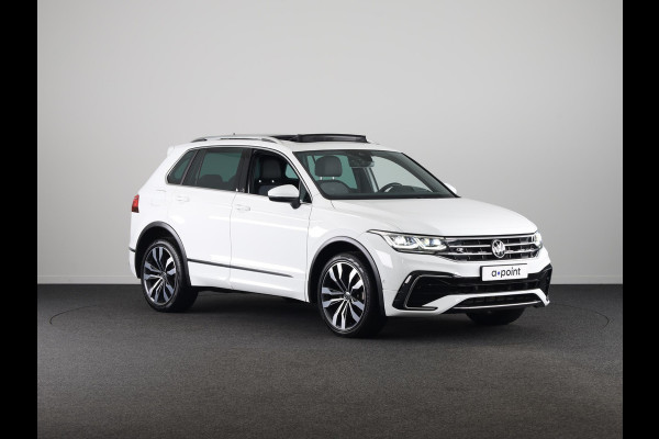 Volkswagen Tiguan 1.4 TSI eHybrid R-Line Business 245PK PHEV | Panorama dak | Trekhaak wegklapbaar | Assistentie pakket | Head up display | Parkeercamera |