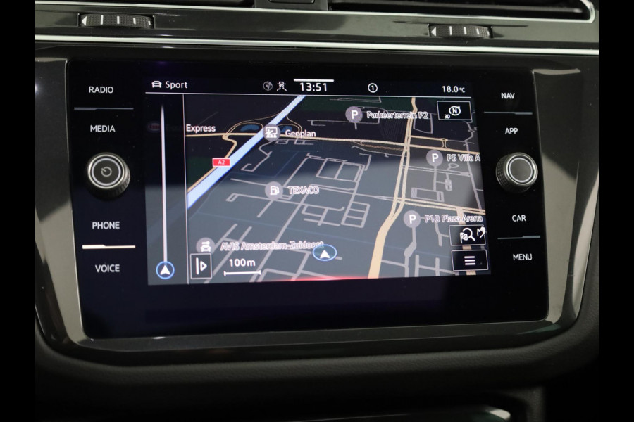 Volkswagen Tiguan 1.4 TSI eHybrid R-Line Business 245PK PHEV | Panorama dak | Trekhaak wegklapbaar | Assistentie pakket | Head up display | Parkeercamera |