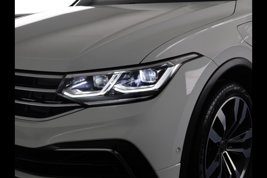 Volkswagen Tiguan 1.4 TSI eHybrid R-Line Business 245PK PHEV | Panorama dak | Trekhaak wegklapbaar | Assistentie pakket | Head up display | Parkeercamera |