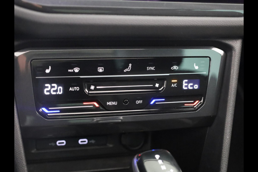 Volkswagen Tiguan 1.4 TSI eHybrid R-Line Business 245PK PHEV | Panorama dak | Trekhaak wegklapbaar | Assistentie pakket | Head up display | Parkeercamera |