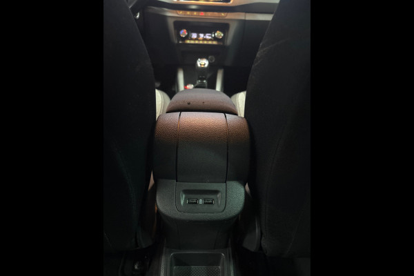 Škoda Fabia Combi 1.0 TSI Business Edition Clima, Stoelverwarming, Camera, Trekhaak
