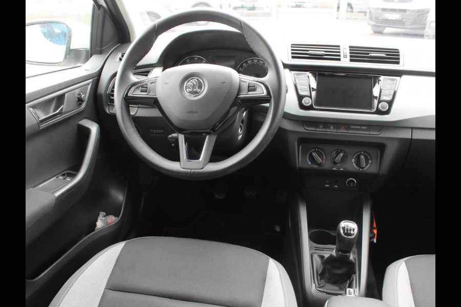 Škoda Fabia 1.0 Ambition | NAVIGATIE | 12 MAANDEN BOVAG GARANTIE |
