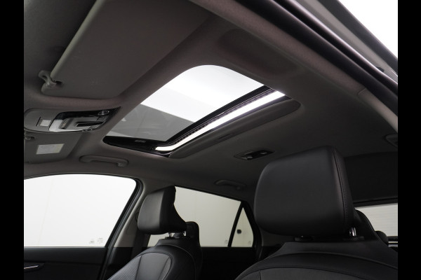 Kia Niro EV 64,8 kWh 218 pk Full-Options Executive Leer+Elektr.+Geheug. Adap.Cruise Schuif/Kanteldak HUD Camera Apple Carplay Android Auto H Stoelverwarming/ventilatie/koeling Stuur+Achterbankverwarming 3 fase 11kw thuis laden Origineel Nederlandse Auto Fabrieksgarantie tot 30-5-2031! Grootste Accu  51.000 nieuw! tot 750 Trekvermogen!
