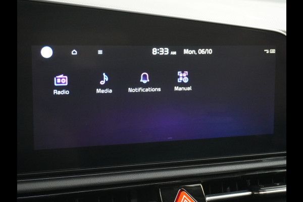 Kia Niro EV 64,8 kWh 218 pk Full-Options Executive Leer+Elektr.+Geheug. Adap.Cruise Schuif/Kanteldak HUD Camera Apple Carplay Android Auto H Stoelverwarming/ventilatie/koeling Stuur+Achterbankverwarming 3 fase 11kw thuis laden Origineel Nederlandse Auto Fabrieksgarantie tot 30-5-2031! Grootste Accu  51.000 nieuw! tot 750 Trekvermogen!