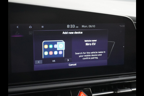 Kia Niro EV 64,8 kWh 218 pk Full-Options Executive Leer+Elektr.+Geheug. Adap.Cruise Schuif/Kanteldak HUD Camera Apple Carplay Android Auto H Stoelverwarming/ventilatie/koeling Stuur+Achterbankverwarming 3 fase 11kw thuis laden Origineel Nederlandse Auto Fabrieksgarantie tot 30-5-2031! Grootste Accu  51.000 nieuw! tot 750 Trekvermogen!
