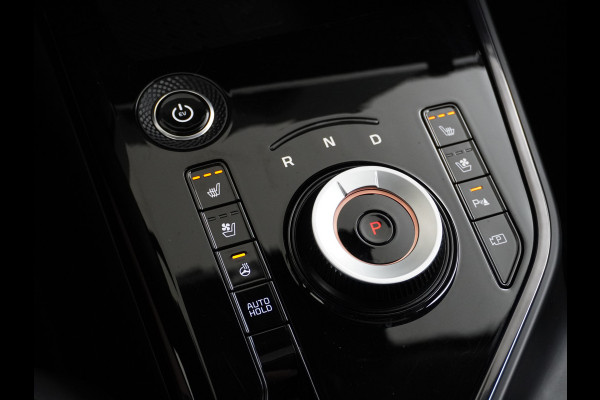 Kia Niro EV 64,8 kWh 218 pk Full-Options Executive Leer+Elektr.+Geheug. Adap.Cruise Schuif/Kanteldak HUD Camera Apple Carplay Android Auto H Stoelverwarming/ventilatie/koeling Stuur+Achterbankverwarming 3 fase 11kw thuis laden Origineel Nederlandse Auto Fabrieksgarantie tot 30-5-2031! Grootste Accu  51.000 nieuw! tot 750 Trekvermogen!