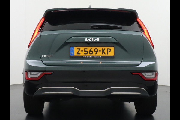 Kia Niro EV 64,8 kWh 218 pk Full-Options Executive Leer+Elektr.+Geheug. Adap.Cruise Schuif/Kanteldak HUD Camera Apple Carplay Android Auto H Stoelverwarming/ventilatie/koeling Stuur+Achterbankverwarming 3 fase 11kw thuis laden Origineel Nederlandse Auto Fabrieksgarantie tot 30-5-2031! Grootste Accu  51.000 nieuw! tot 750 Trekvermogen!