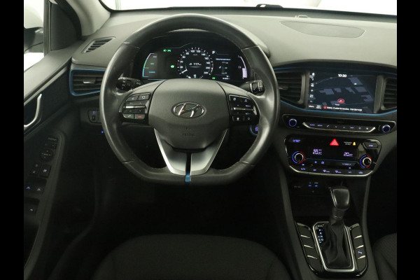 Hyundai IONIQ 1.6 GDI Comfort | Adaptive cruise | Camera | Keyless | Carplay | Navigatie | Infinity Sound | Parkeerhulp | Climate control | Bluetooth | Hybrid