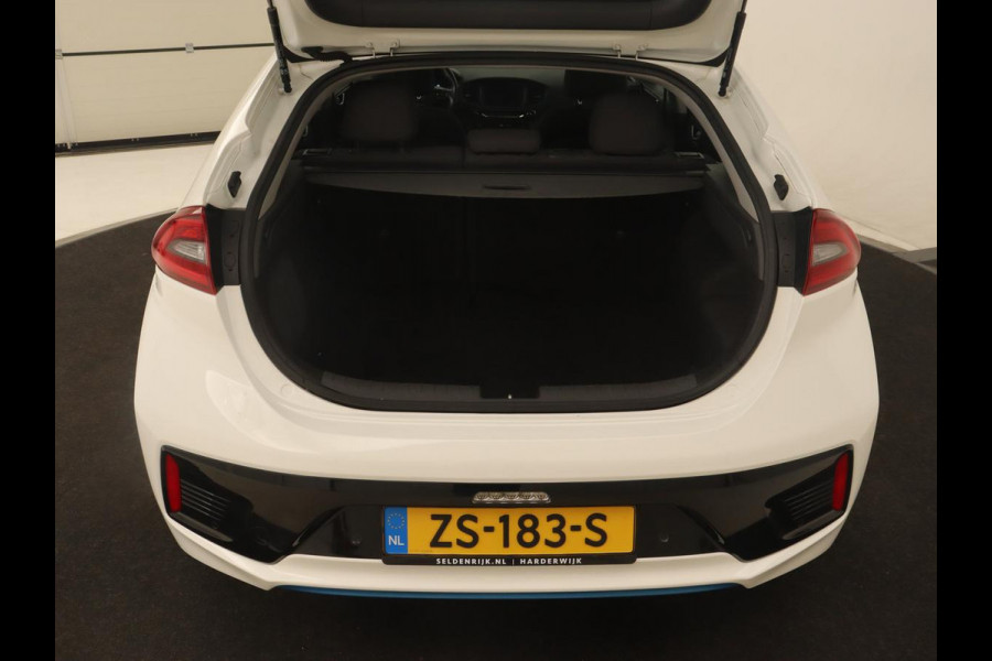 Hyundai IONIQ 1.6 GDI Comfort | Adaptive cruise | Camera | Keyless | Carplay | Navigatie | Infinity Sound | Parkeerhulp | Climate control | Bluetooth | Hybrid