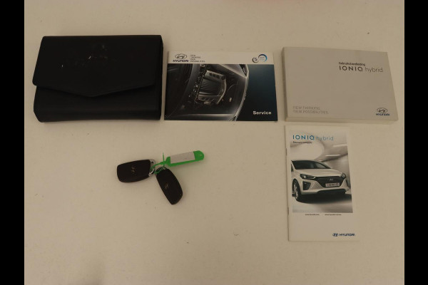 Hyundai IONIQ 1.6 GDI Comfort | Adaptive cruise | Camera | Keyless | Carplay | Navigatie | Infinity Sound | Parkeerhulp | Climate control | Bluetooth | Hybrid