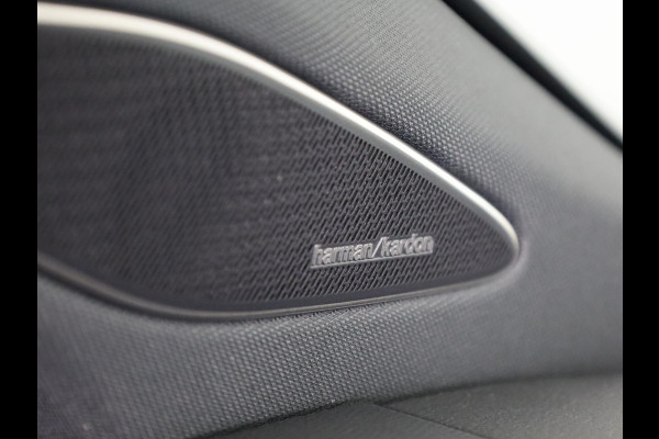 Volkswagen ID.7 Pro Business 77 kWh 285PK | Navigatie | Camera | Harman Kardon | Elektrische klep | Warmtepomp