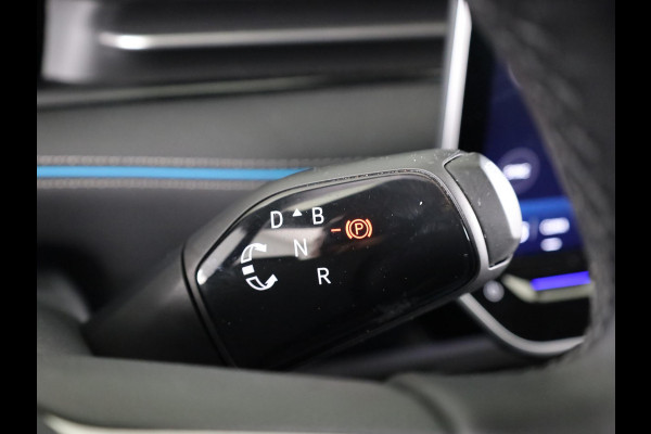 Volkswagen ID.7 Pro Business 77 kWh 285PK | Navigatie | Camera | Harman Kardon | Elektrische klep | Warmtepomp