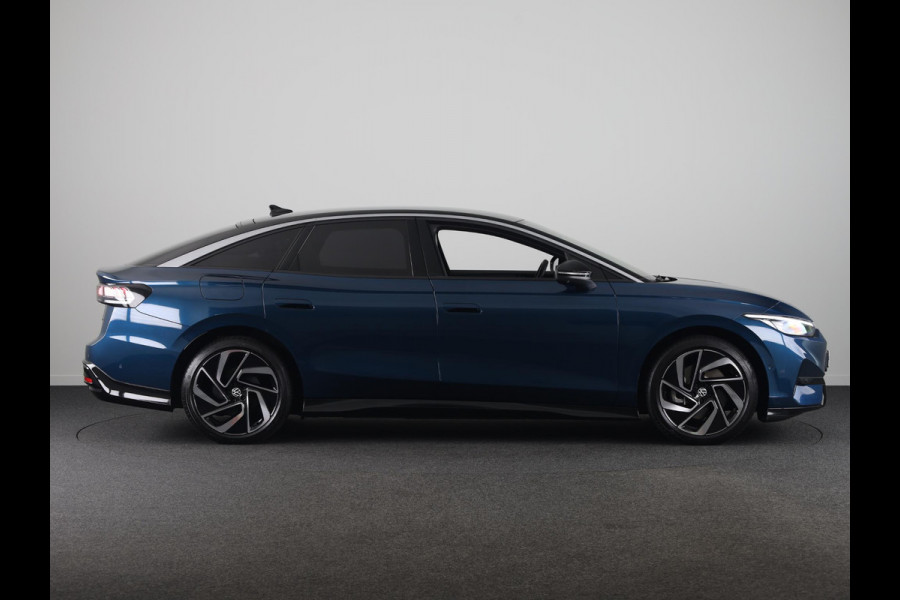Volkswagen ID.7 Pro Business 77 kWh 285PK | Navigatie | Camera | Harman Kardon | Elektrische klep | Warmtepomp