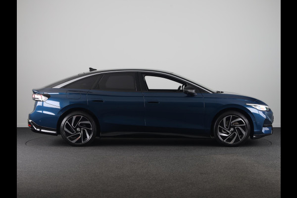 Volkswagen ID.7 Pro Business 77 kWh 285PK | Navigatie | Camera | Harman Kardon | Elektrische klep | Warmtepomp